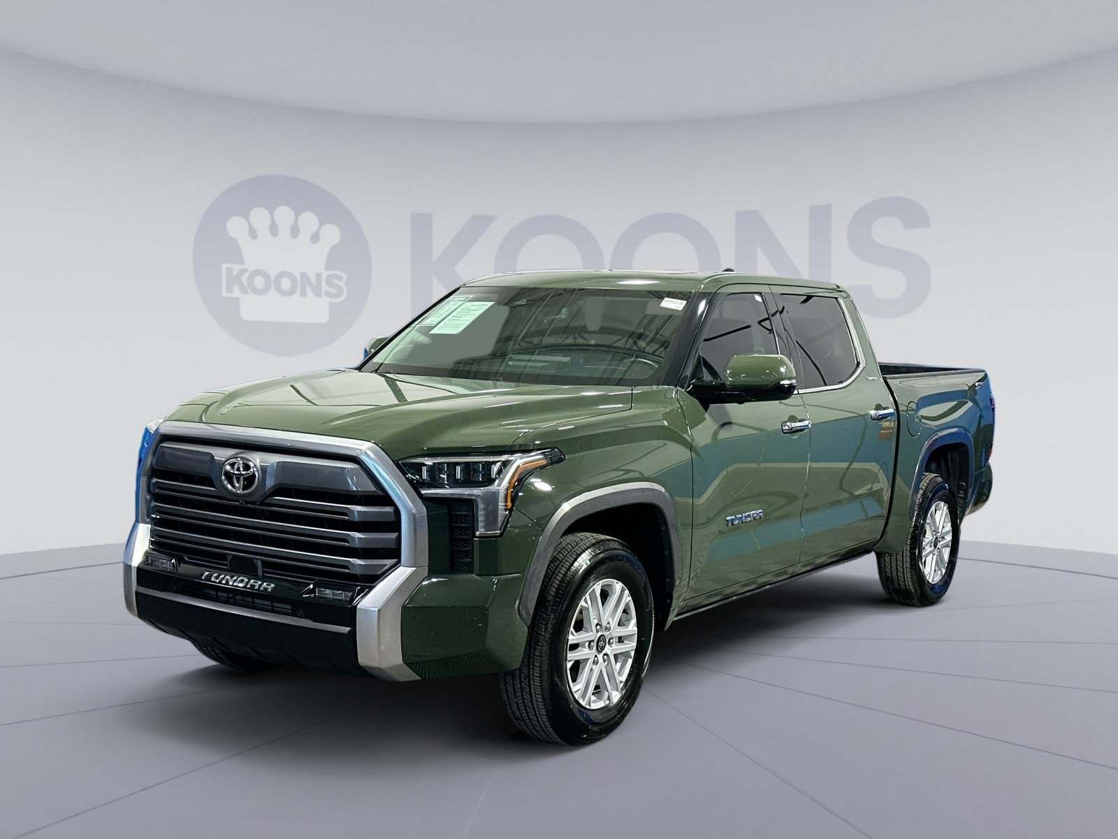 Used 2023 Toyota Tundra Limited image 1