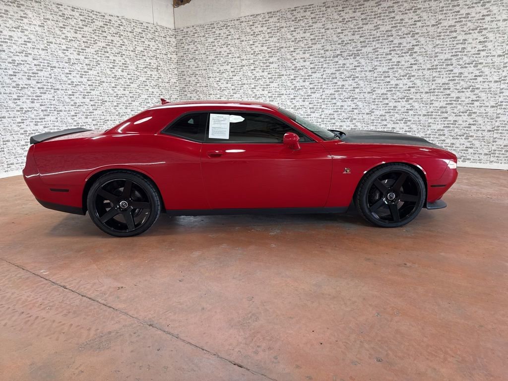 Used 2016 Dodge Challenger R/T Scat Pack w/ Leather Interior Group image 8