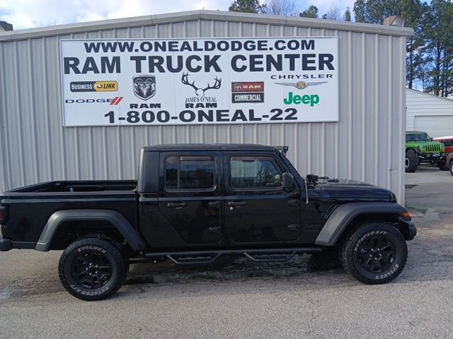 Used 2020 Jeep Gladiator Sport w/ Quick Order Package 24S image 2
