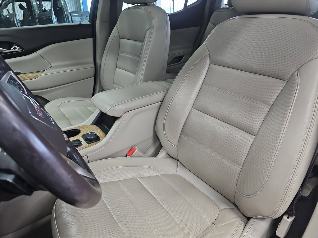 Used 2018 GMC Acadia Denali w/ Technology Package image 15