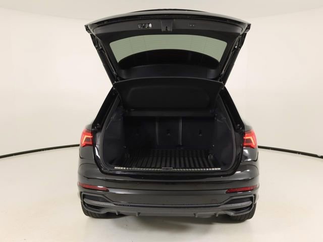 Certified 2025 Audi Q3 2.0T Premium w/ Convenience Package image 22