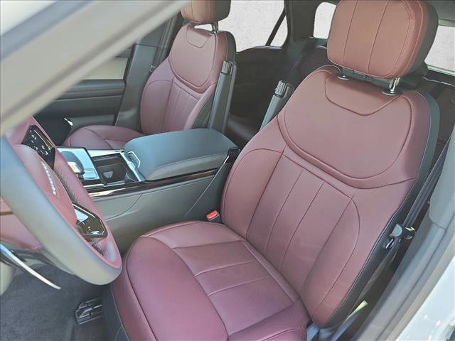 New 2026 Land Rover Range Rover Sport Dynamic SE AWD/4WD image 13