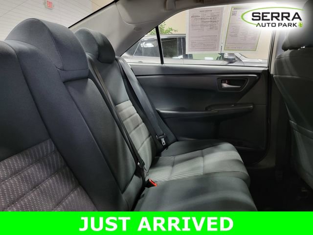 Used 2016 Toyota Camry LE FWD image 13