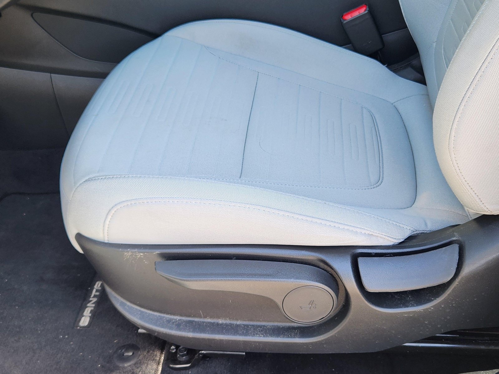 Certified 2025 Hyundai Santa Cruz SE AWD/4WD image 11