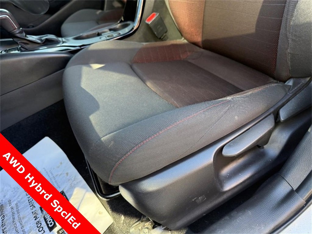 Used 2023 Toyota Corolla SE w/ SE Package image 23