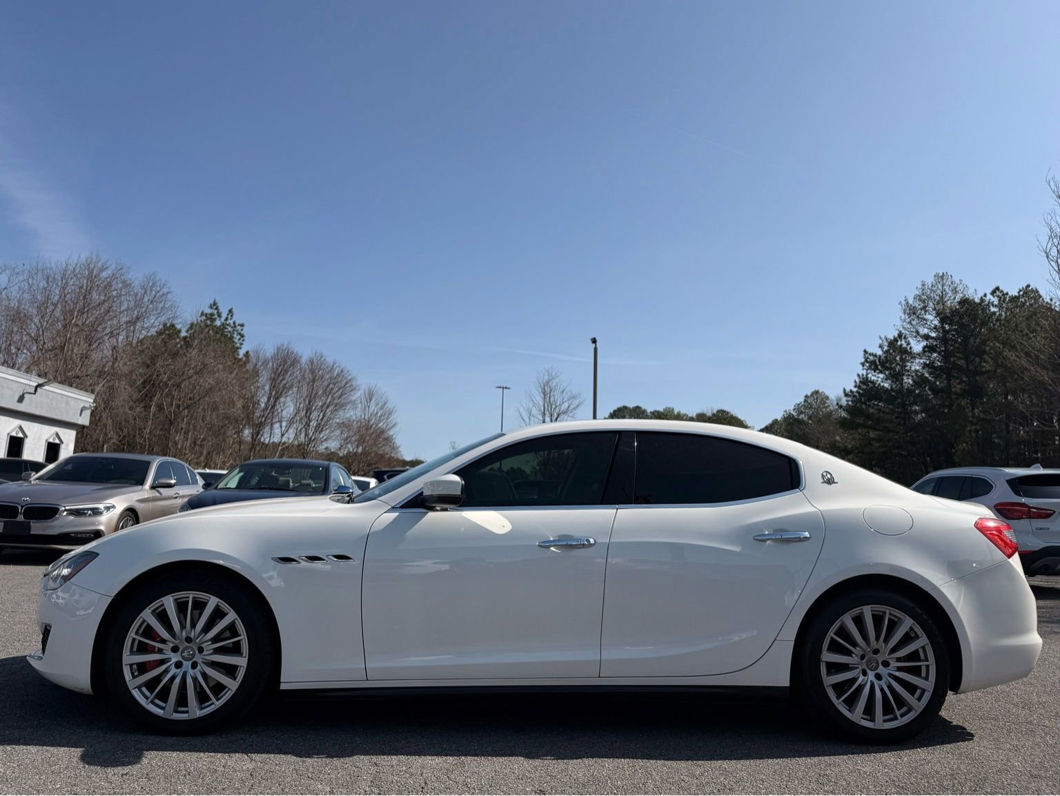 Used 2018 Maserati Ghibli image 2