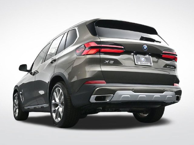 New 2026 BMW X5 xDrive50e w/ Climate Comfort Package AWD/4WD image 34