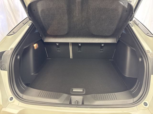 Certified 2025 Buick Envista Avenir FWD image 24