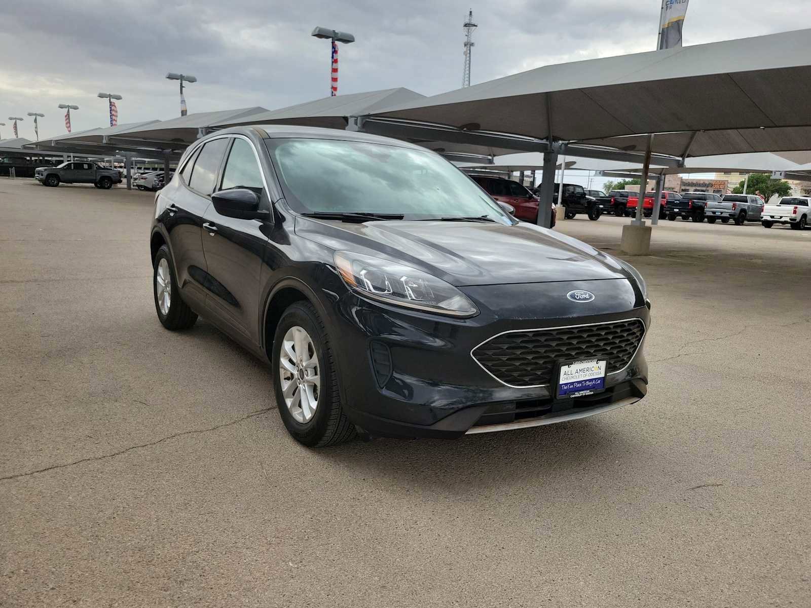 Used 2021 Ford Escape SE w/ Cold Weather Package video 2
