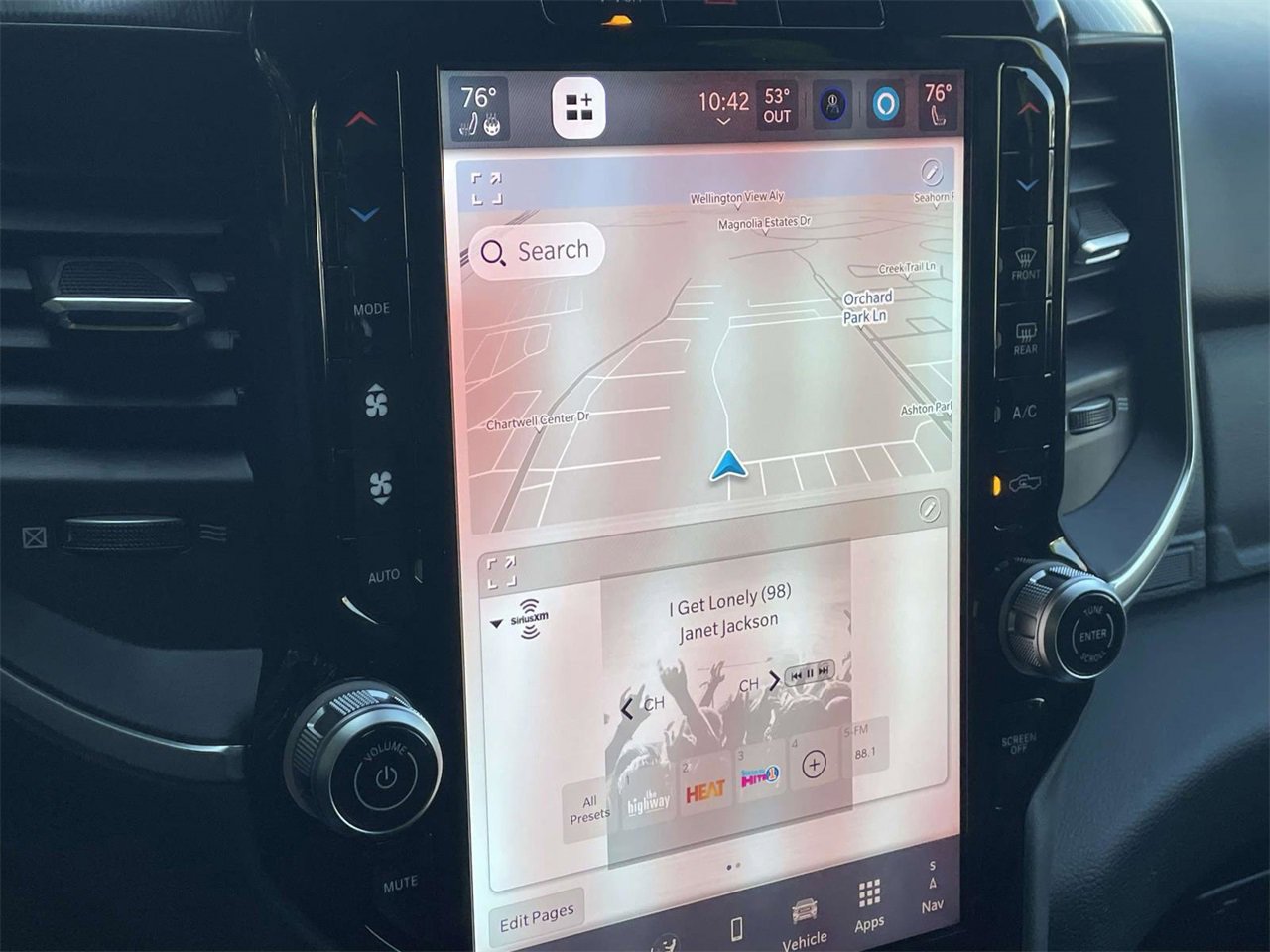 New 2026 RAM 1500 4x4 Crew Cab image 40