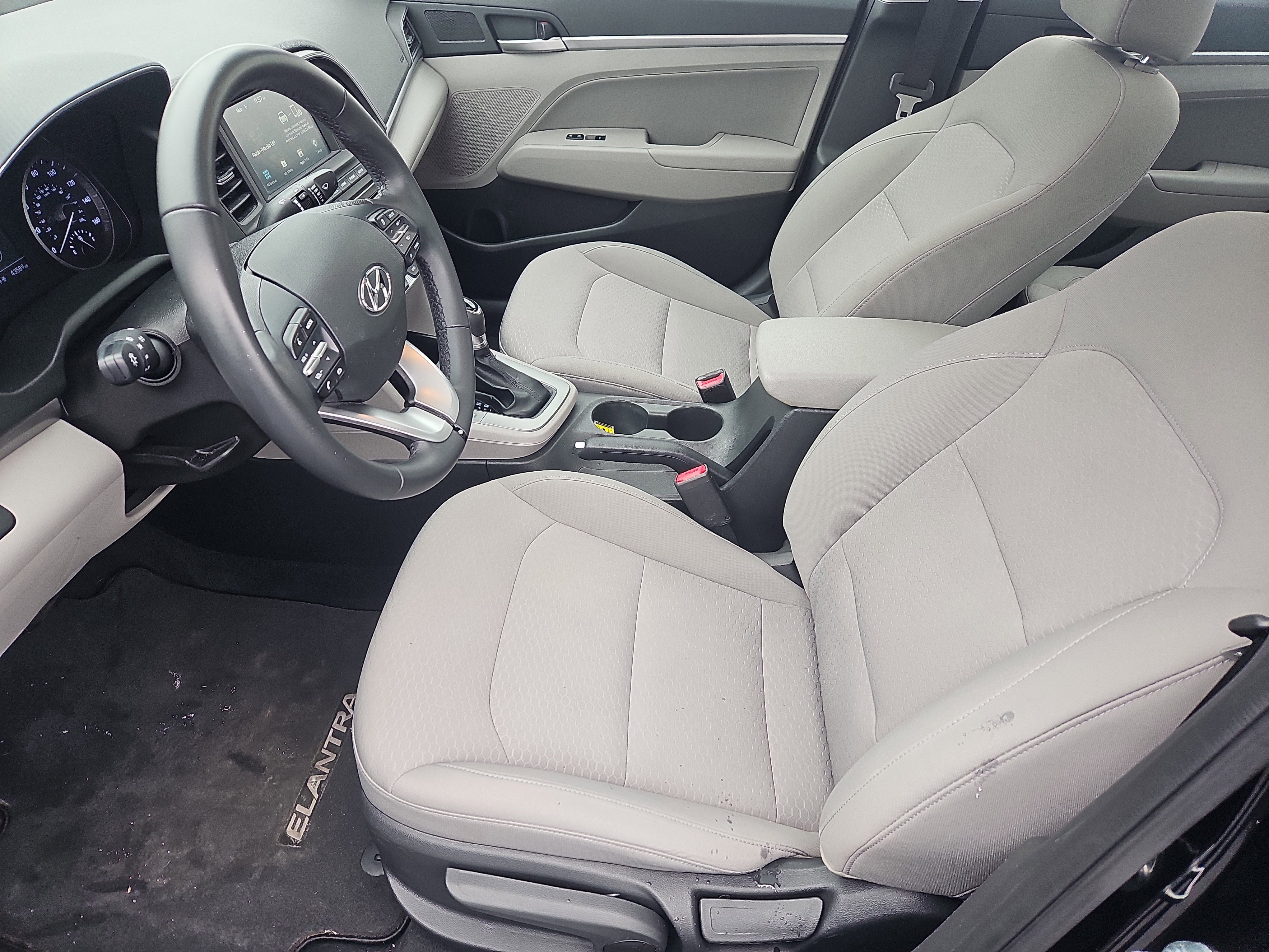 Used 2020 Hyundai Elantra Value Edition image 27