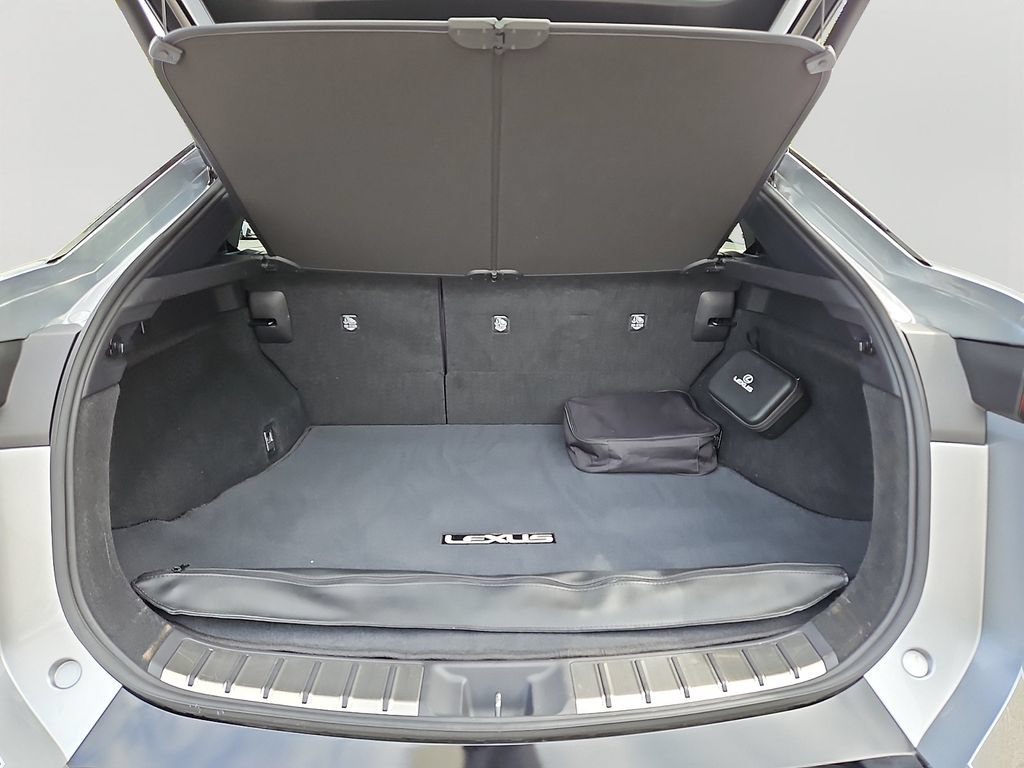 Certified 2024 Lexus RZ 450e Premium w/ Technology Package AWD/4WD image 28
