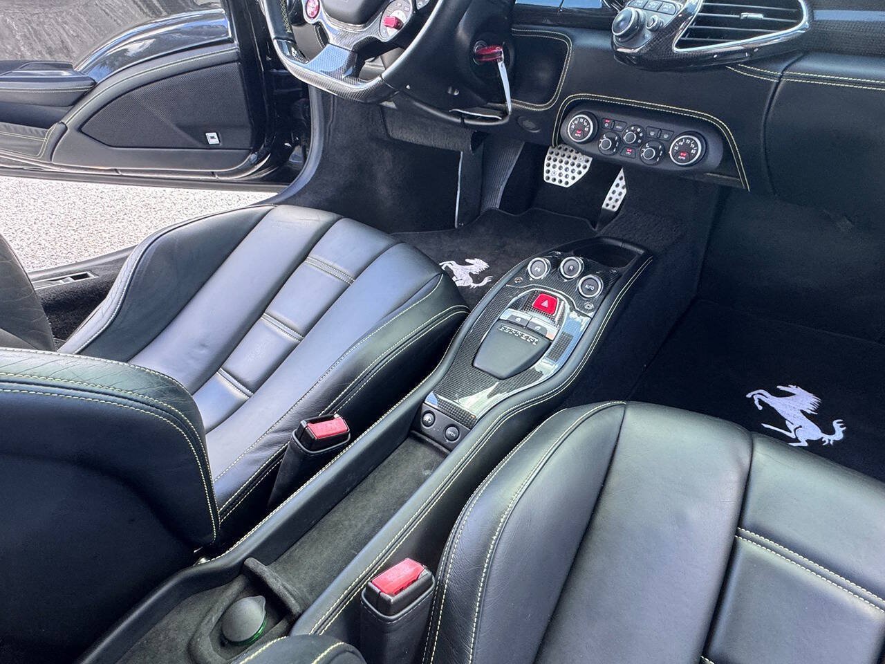 Used 2010 Ferrari 458 Italia Coupe RWD image 75