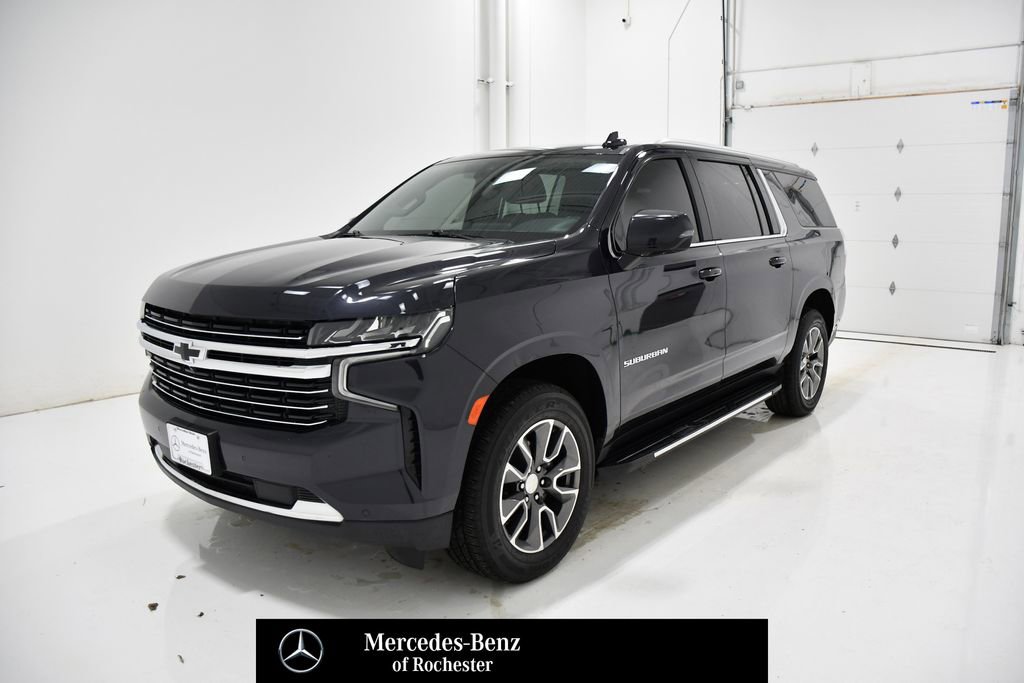 Used 2022 Chevrolet Suburban LT w/ Luxury Package image 1