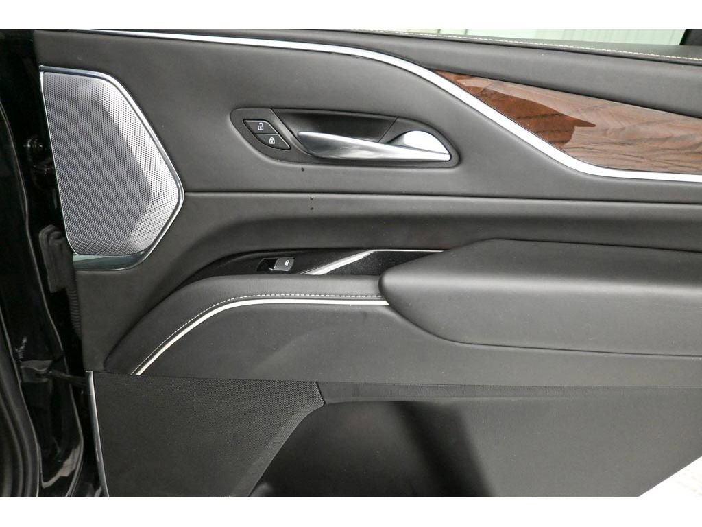 Used 2022 Cadillac Escalade Sport Platinum w/ Heavy-Duty Trailer Package image 18