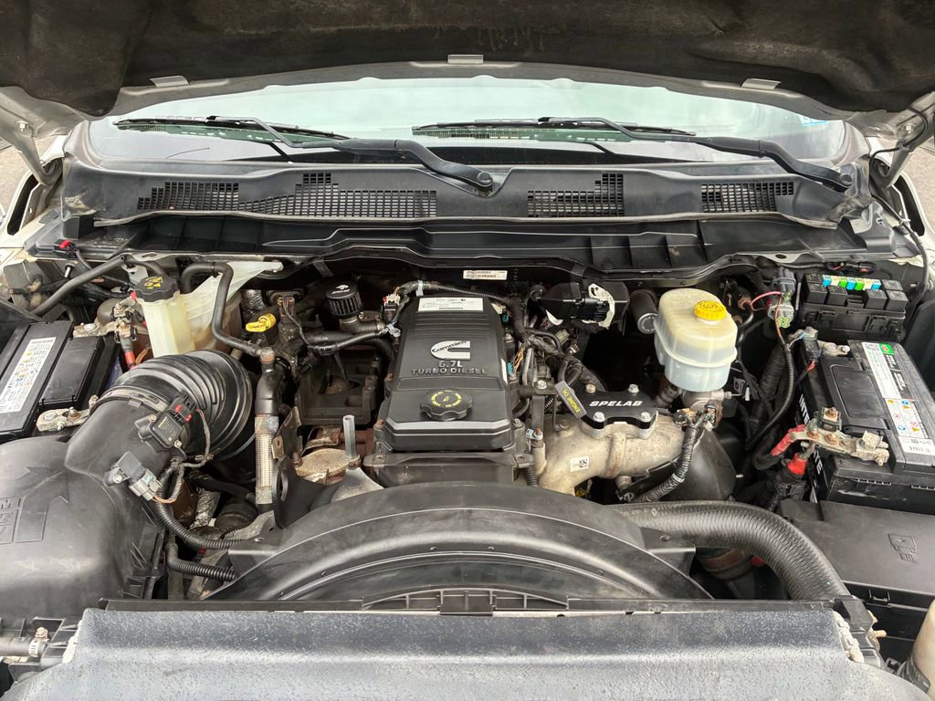 Used 2018 RAM 2500 Tradesman w/ Chrome Appearance Group AWD/4WD image 40