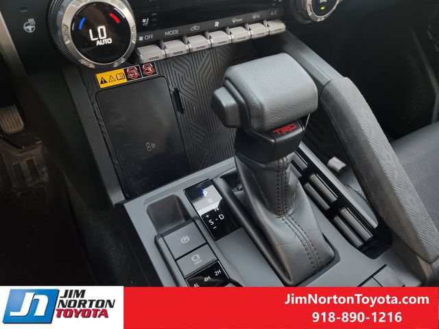 Used 2025 Toyota Tacoma TRD Off-Road w/ TRD Off Road Premium Package AWD/4WD image 21