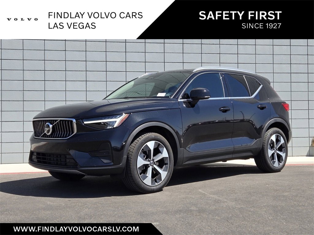 New 2025 Volvo XC40 B5 Core w/ Protection Package Premier image 1