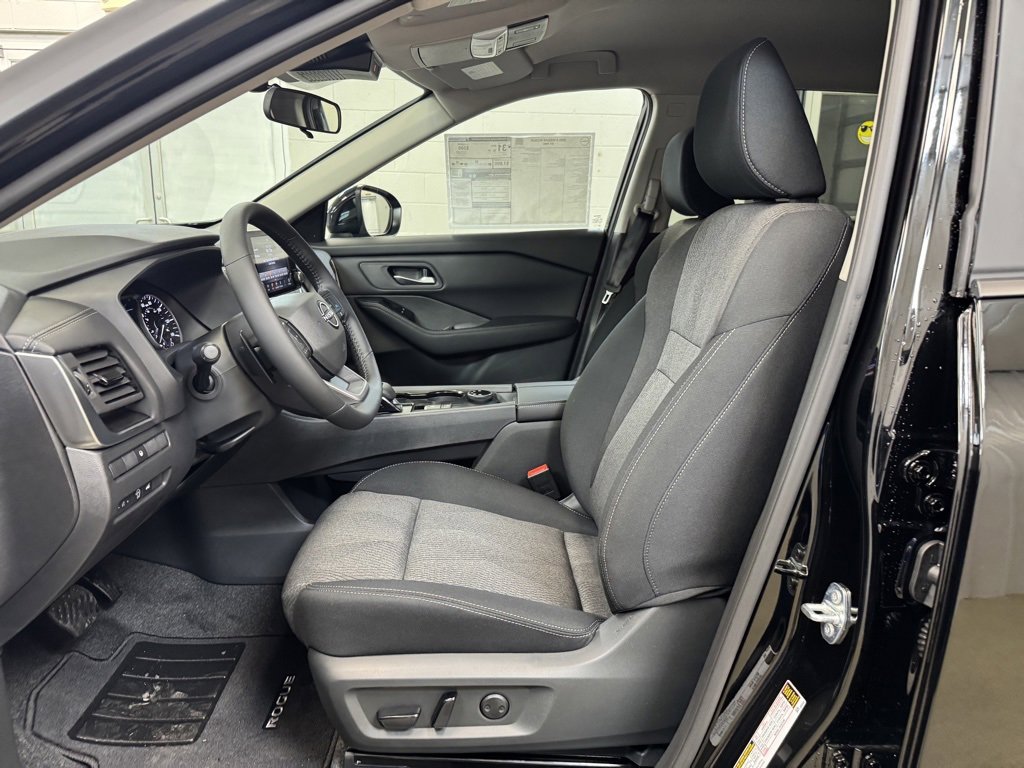 New 2026 Nissan Rogue SV w/ Cold Weather Package image 11