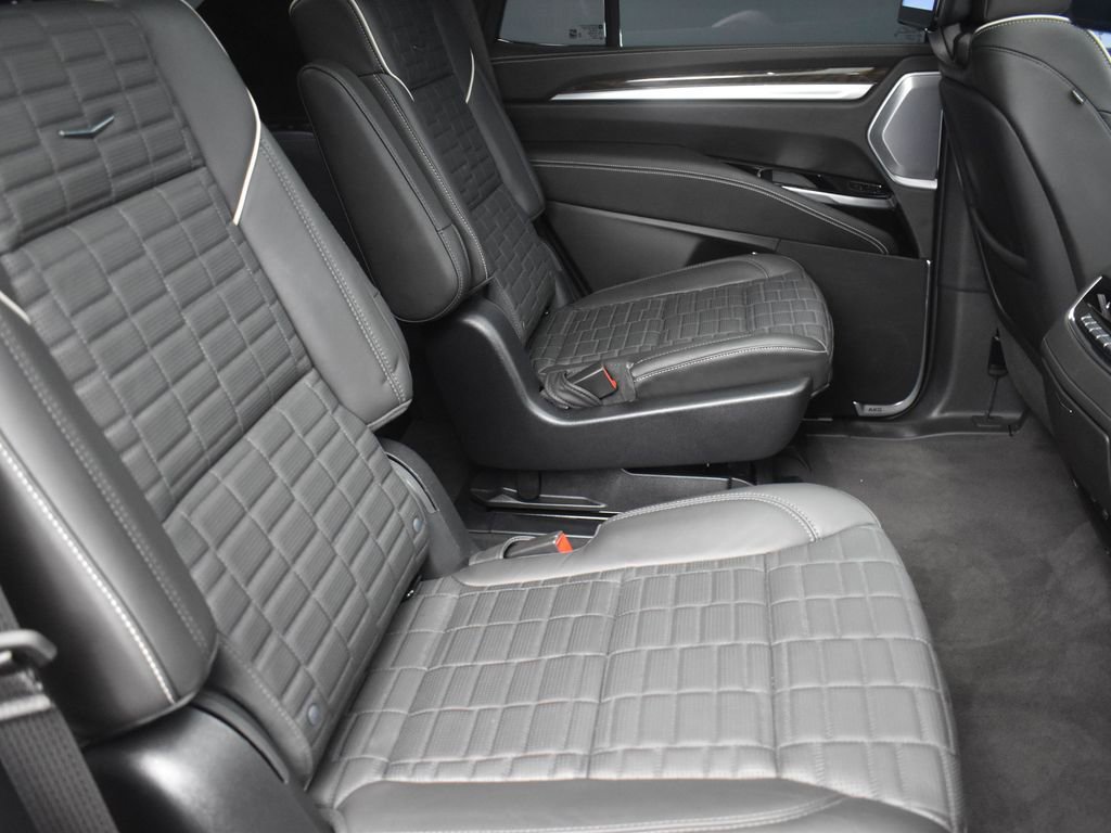 Certified 2025 Cadillac Escalade Sport Platinum image 34