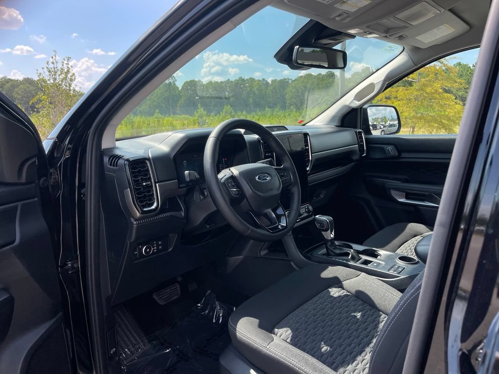 Used 2025 Ford Ranger XLT w/ Equipment Group 301A High RWD image 36