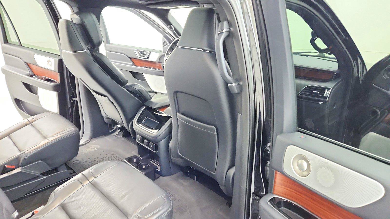 Used 2024 Lincoln Navigator L Reserve AWD/4WD image 21