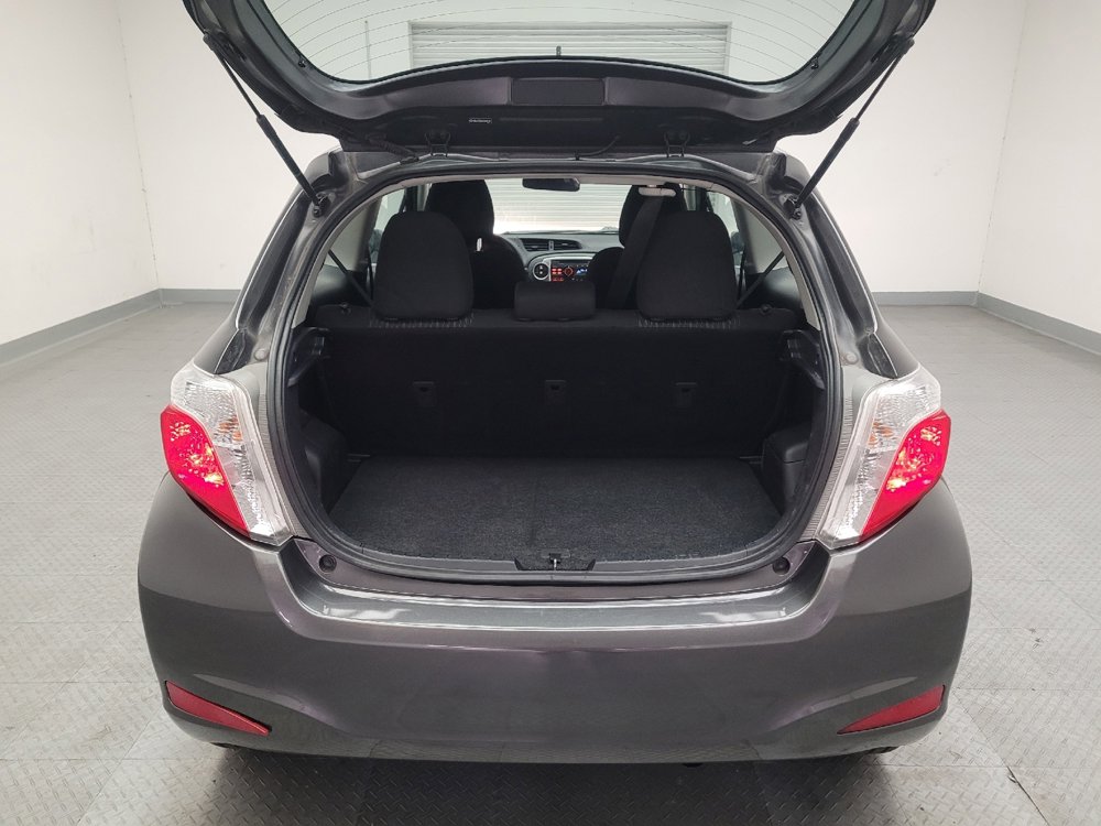 Used 2014 Toyota Yaris L FWD image 29