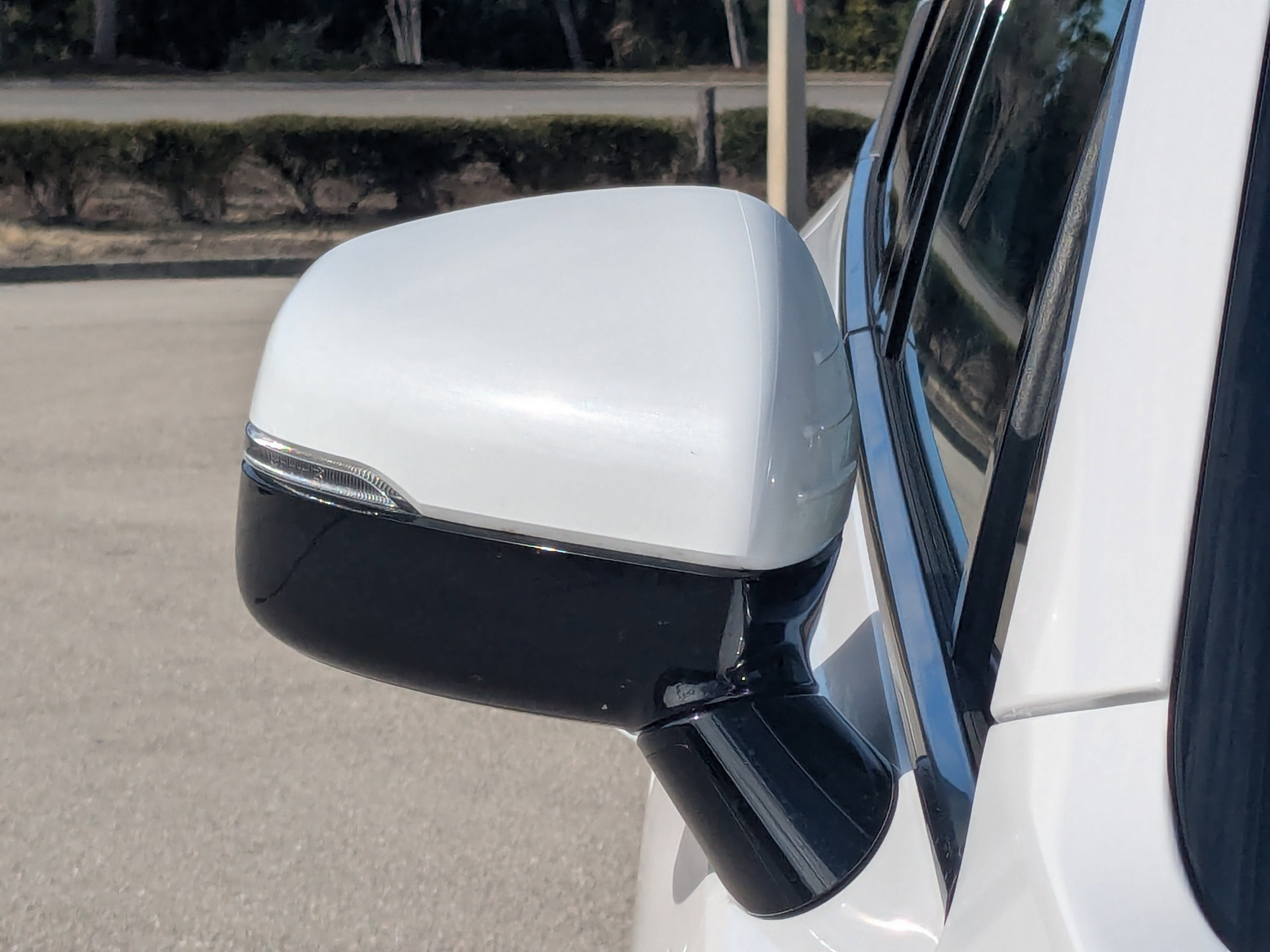 Certified 2025 Kia Sorento S w/ Panoramic Sunroof Package image 11