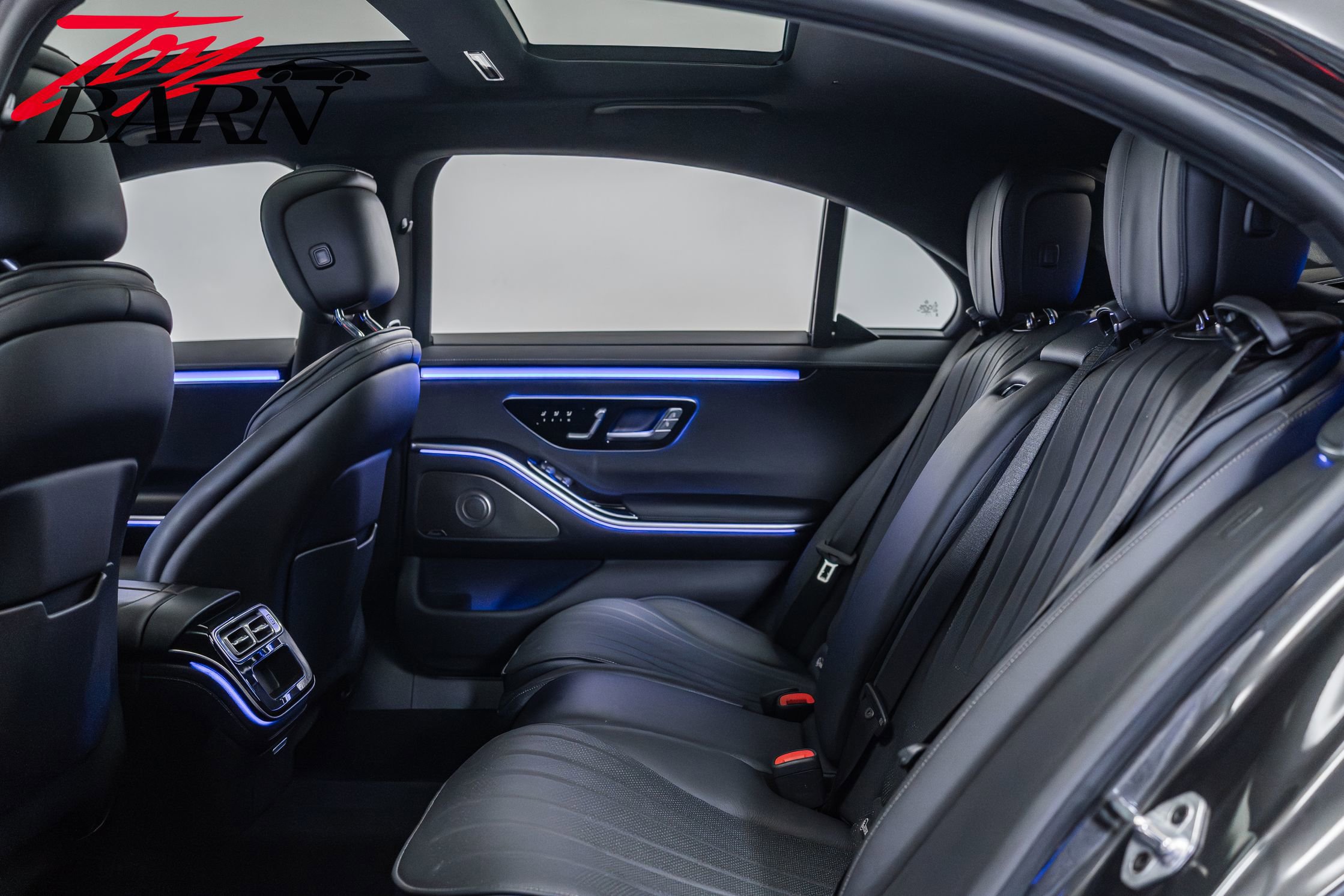 Used 2023 Mercedes-Benz S 500 4MATIC w/ AMG Line image 44