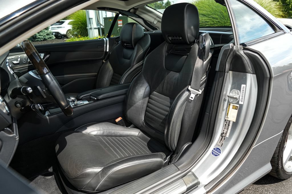 Used 2013 Mercedes-Benz SL 550 image 5