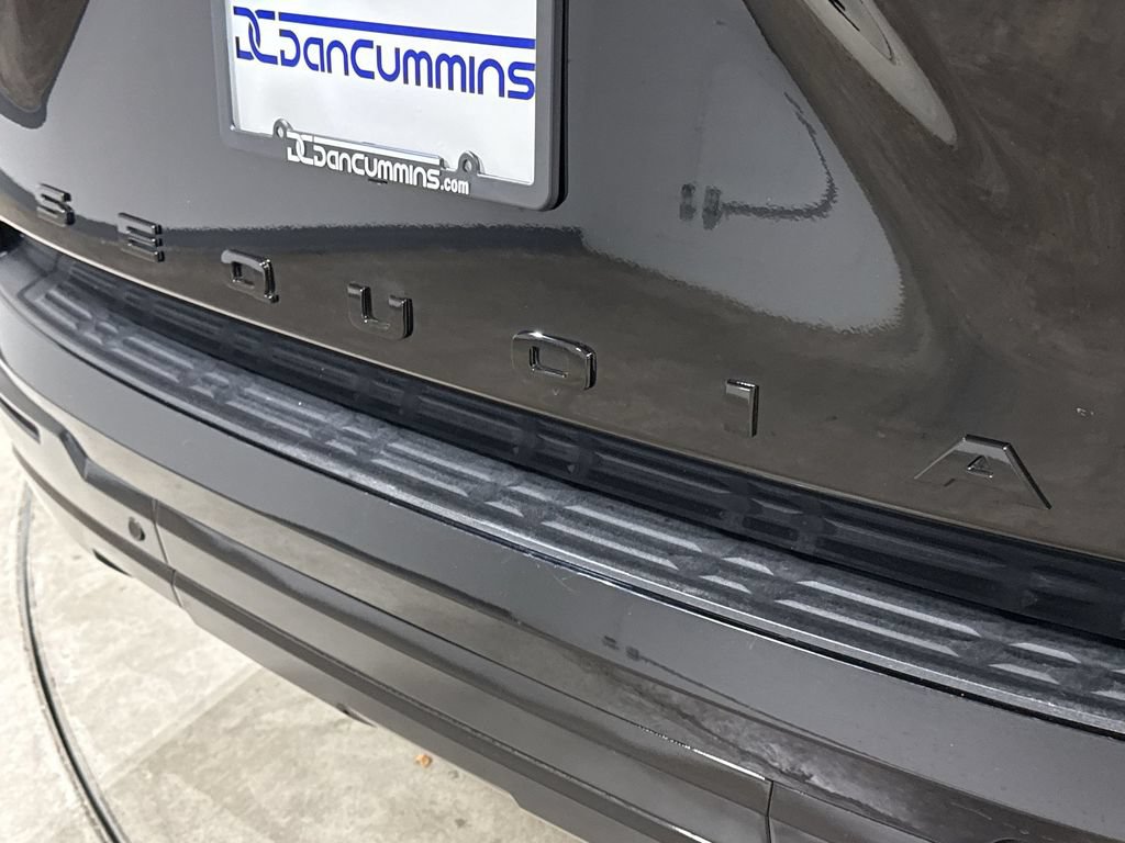 Used 2023 Toyota Sequoia Platinum AWD/4WD image 27