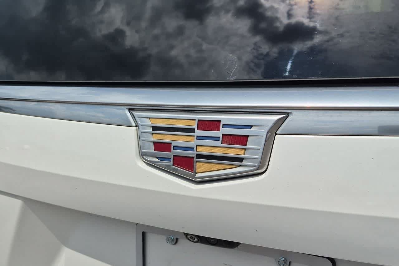 Used 2021 Cadillac Escalade ESV Premium Luxury w/ Driver Assist Tech Package RWD image 11