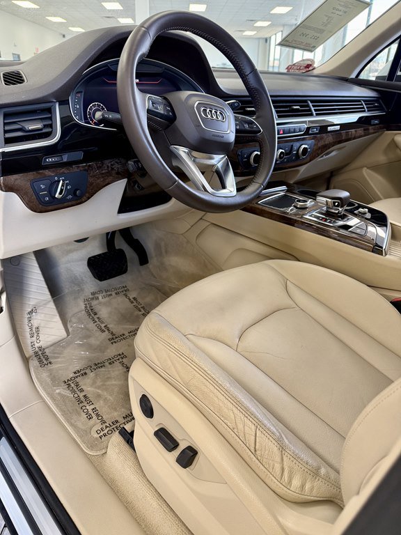 Used 2017 Audi Q7 3.0T Premium Plus image 13