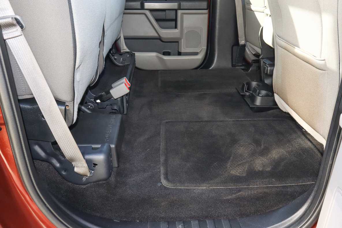 Used 2017 Ford F150 XLT w/ Equipment Group 302A Luxury image 9