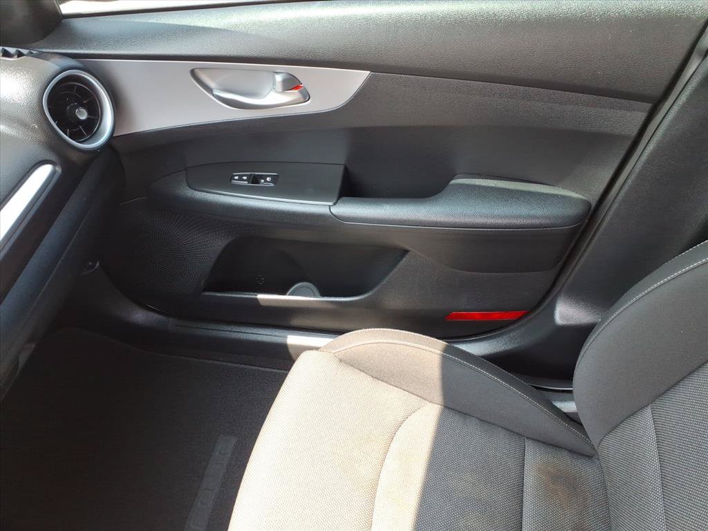 Used 2023 Kia Forte LXS FWD image 34