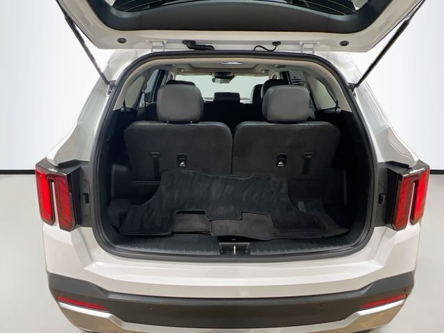 Used 2024 Kia Sorento S w/ Panoramic Sunroof Package image 28
