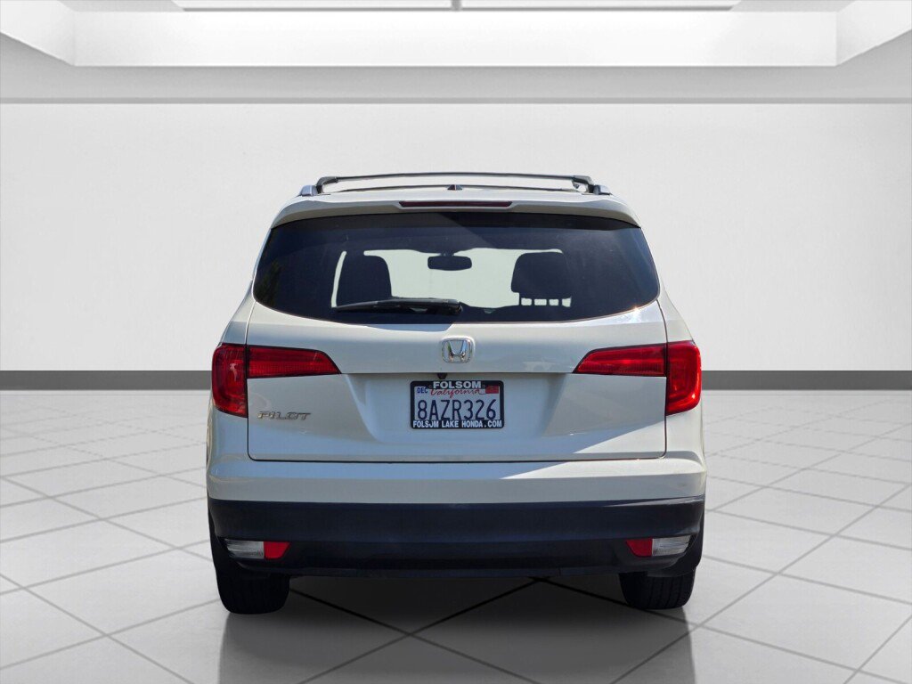 Certified 2017 Honda Pilot EX-L image 6