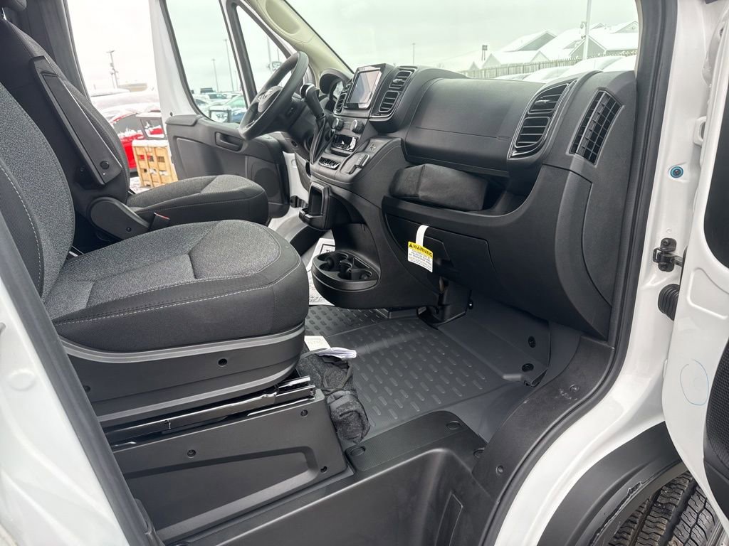 Used 2024 RAM ProMaster 2500 image 26