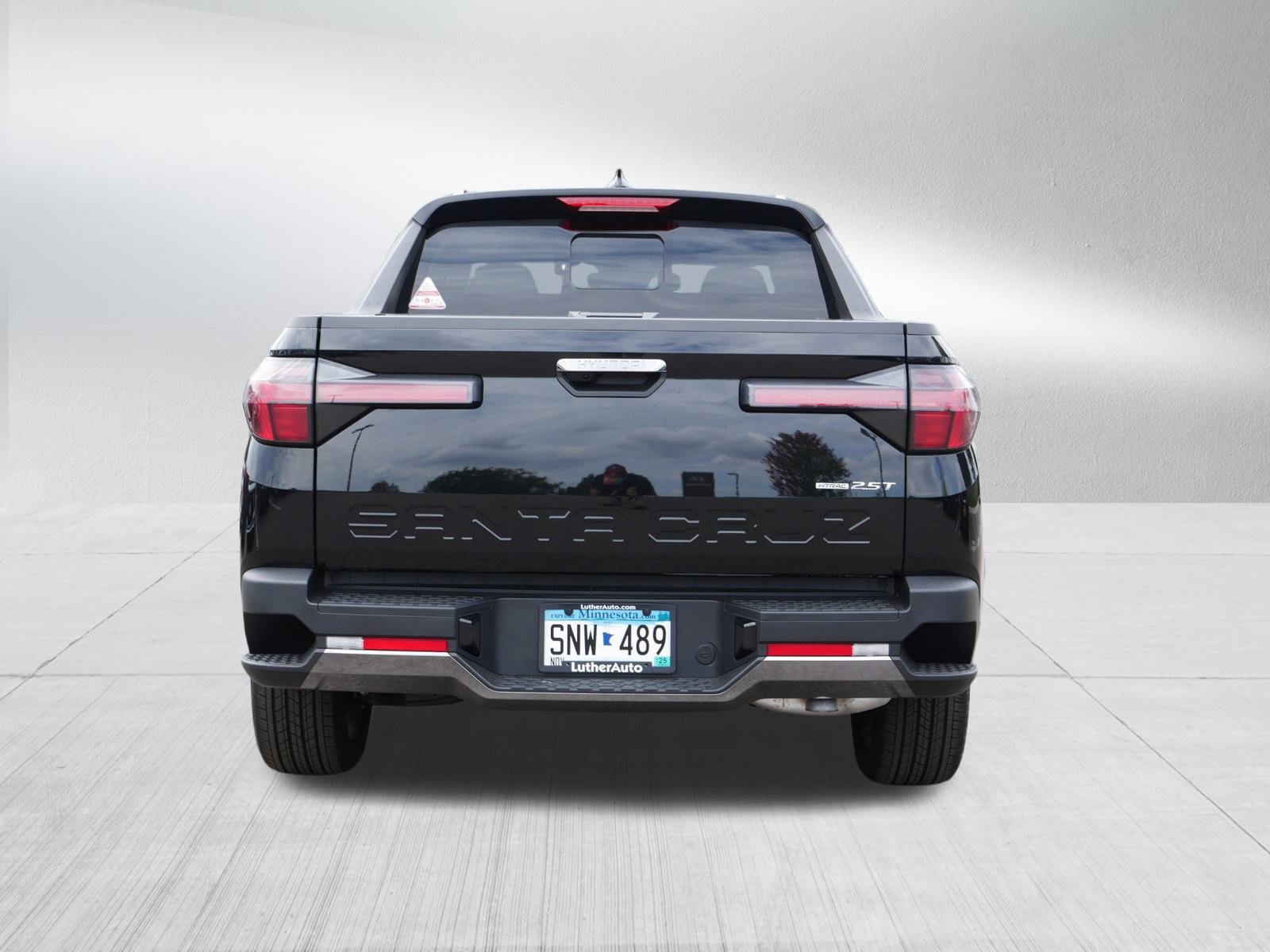 Used 2025 Hyundai Santa Cruz Limited image 6