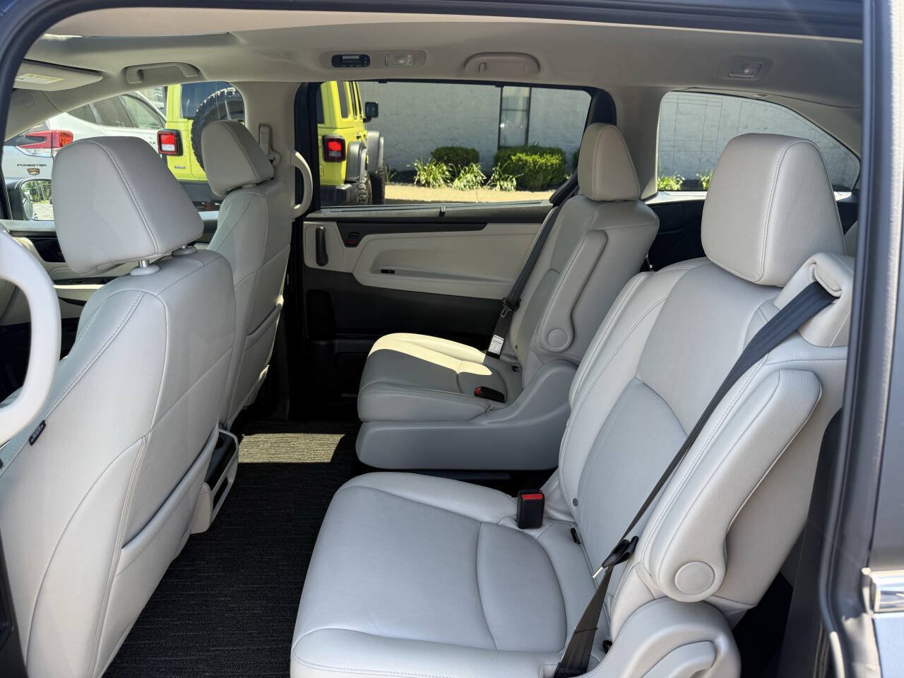 Used 2025 Honda Odyssey EX-L image 18