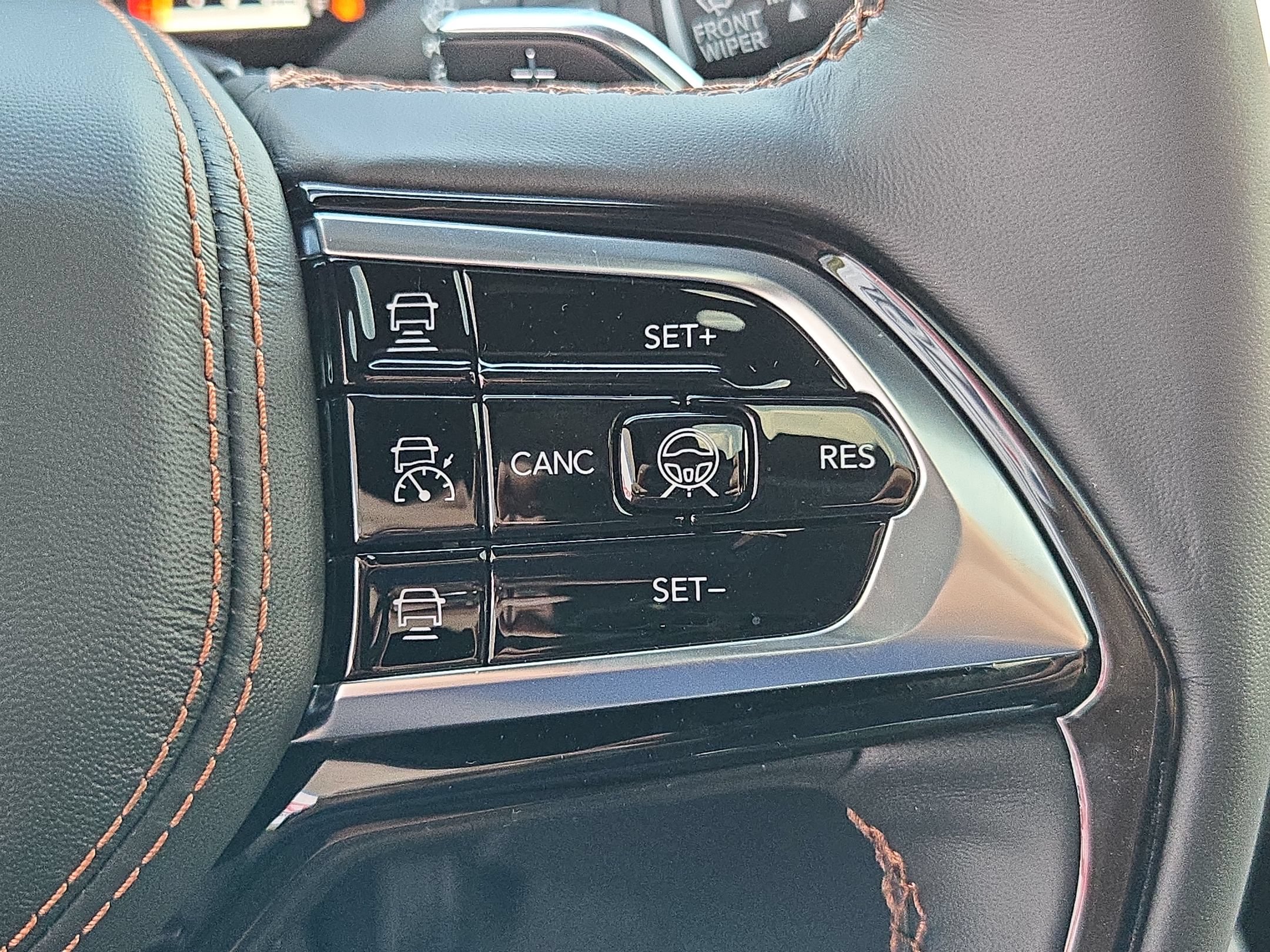 New 2027 Jeep Grand Cherokee Summit w/ MOPAR Finishing Package AWD/4WD image 24