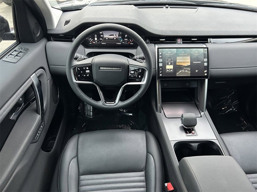 Used 2024 Land Rover Discovery Sport S image 20
