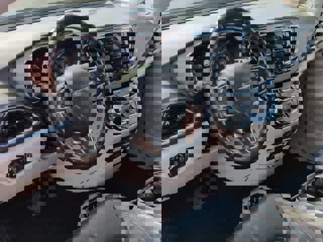 Used 2018 Chrysler Pacifica Touring-L Plus image 10