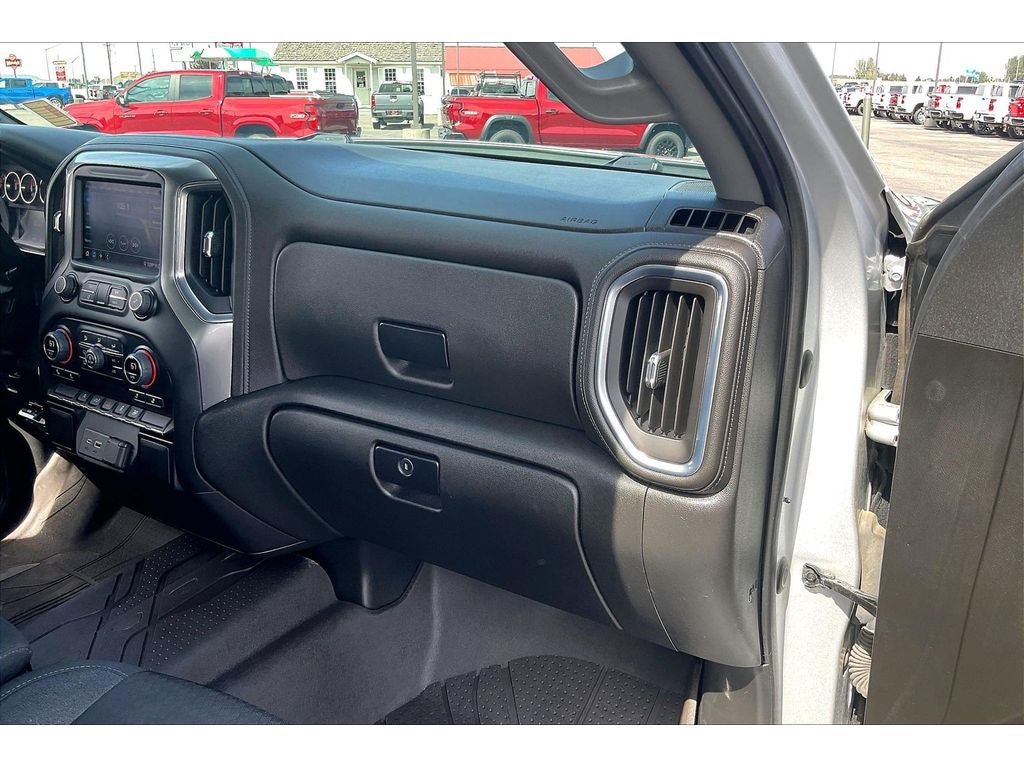 Used 2022 Chevrolet Silverado 1500 RST AWD/4WD image 18