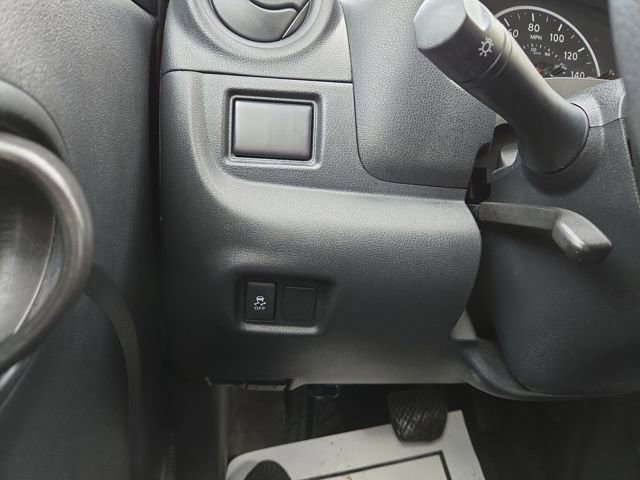 Used 2015 Nissan Versa S Plus image 20