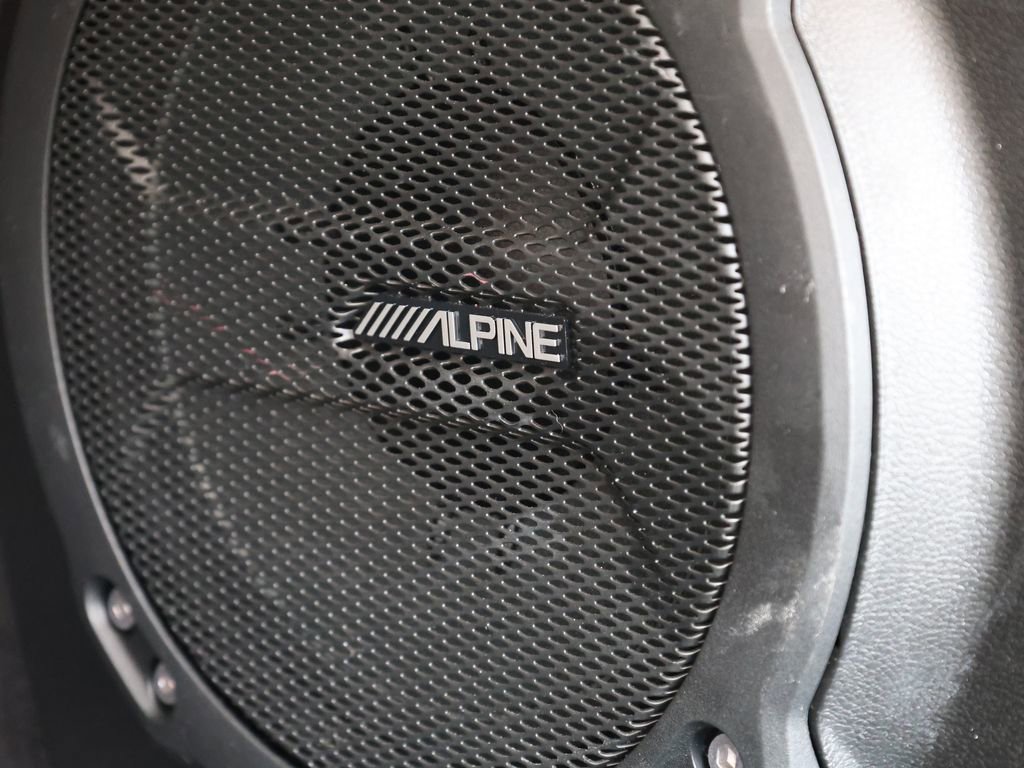 Used 2023 Jeep Wrangler Sport S image 9