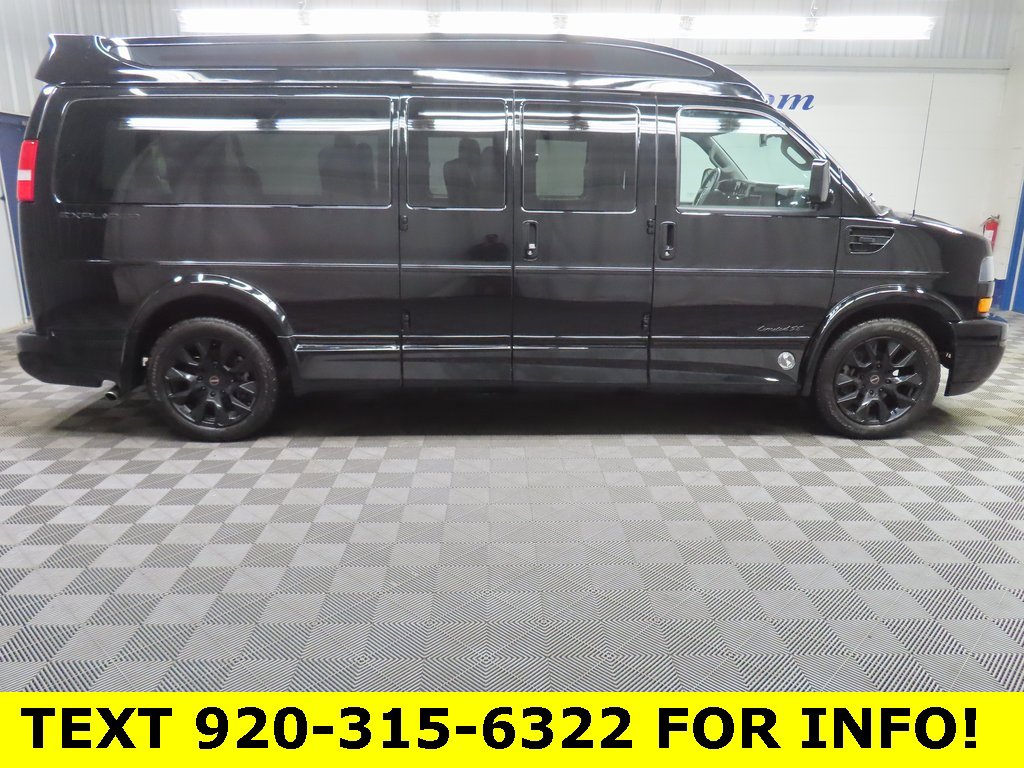 Used 2022 GMC Savana 2500 Extended w/ Enhanced Convenience Package image 2