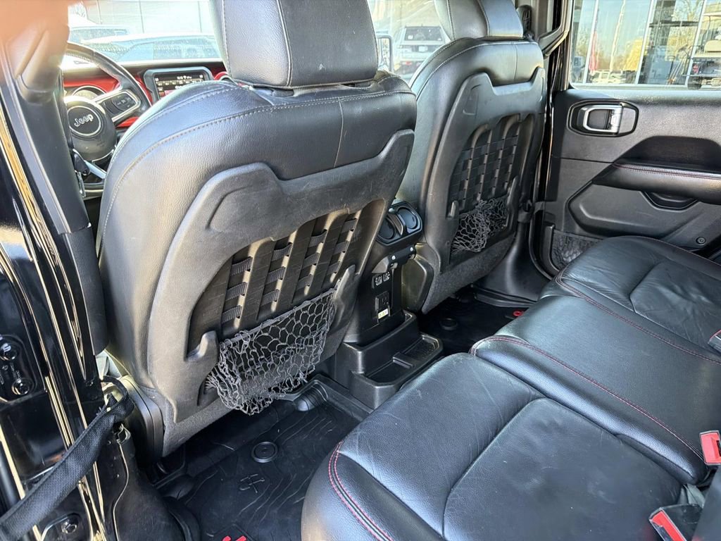 Used 2018 Jeep Wrangler Unlimited Rubicon image 17