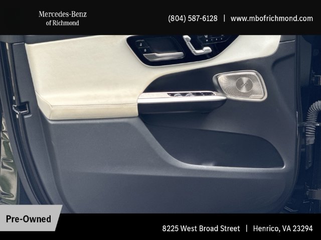 Used 2024 Mercedes-Benz GLC 300 4MATIC image 12