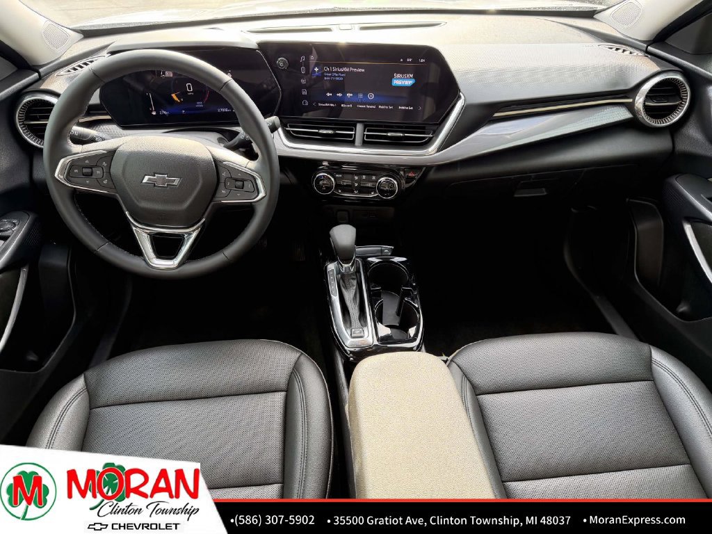 Certified 2026 Chevrolet Trax ACTIV w/ Sunroof Package FWD image 14